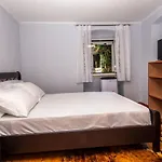 Polixenis House
